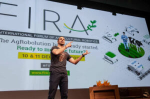 FIRA : Réunir les acteurs du monde agricole et de la robotique